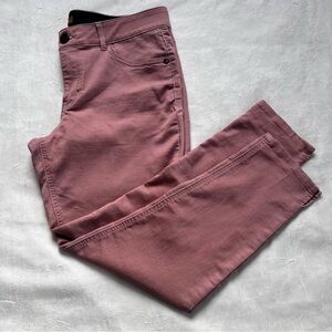 Recreation pink jeans​​​